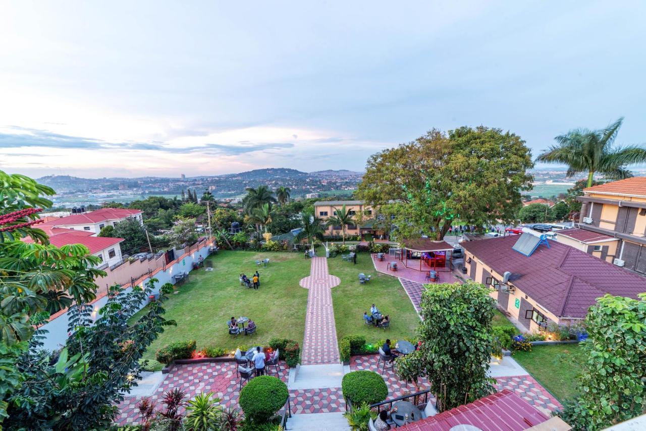 Afro Park Hotel Kampala Exterior photo