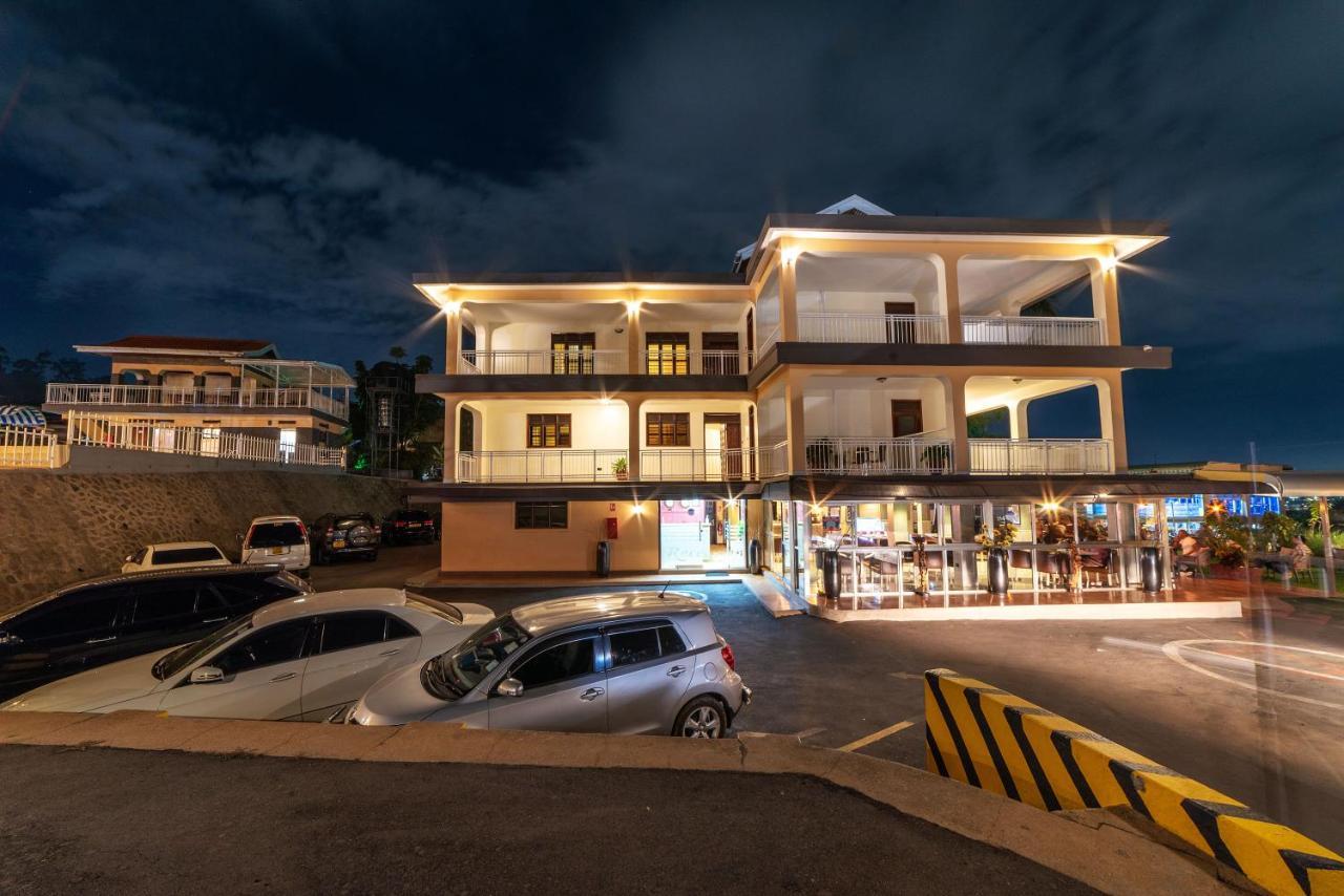 Afro Park Hotel Kampala Exterior photo